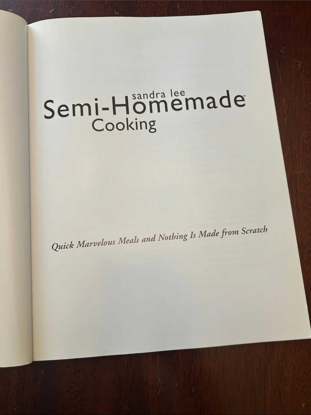 Sandra Lee Semi-Homemade Cooking Cookbook EUC